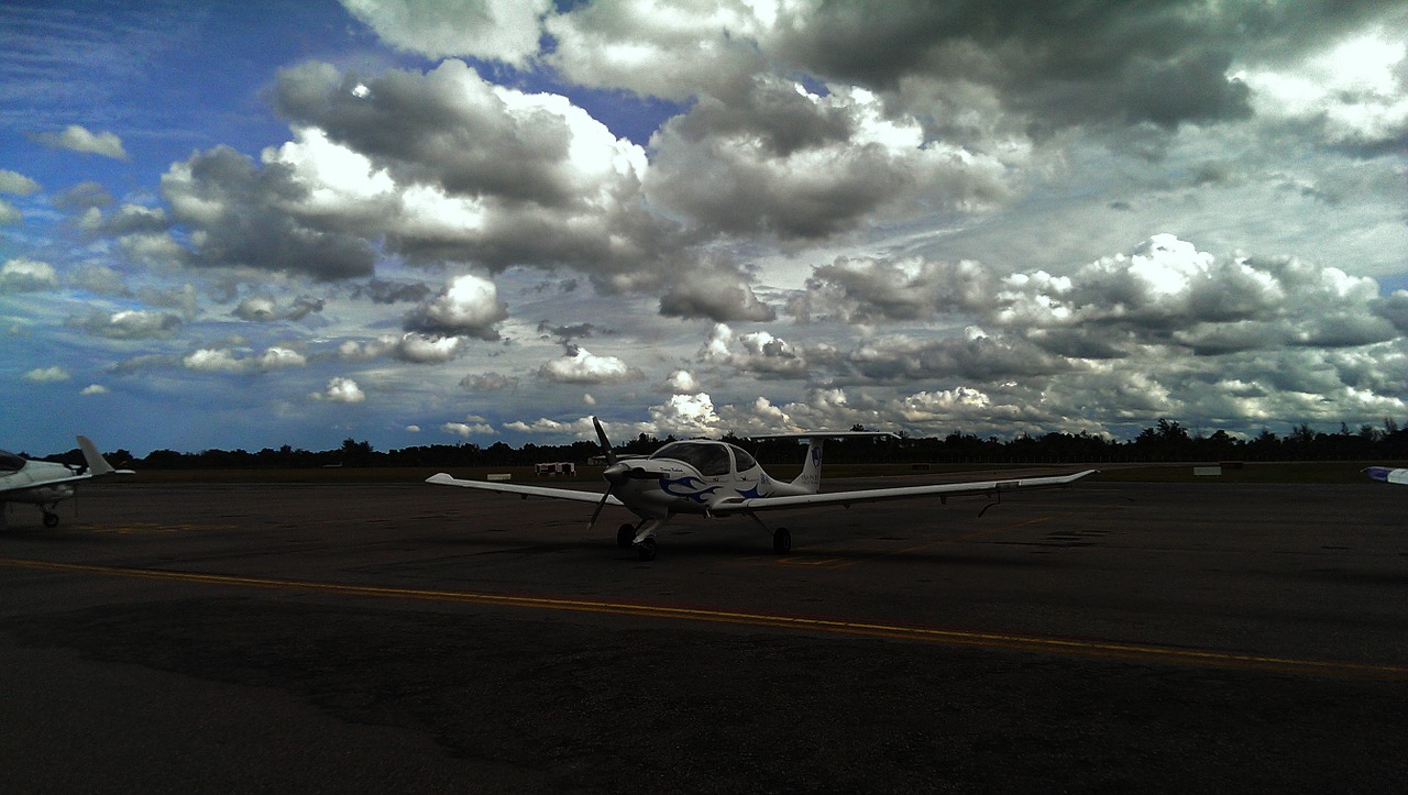 aviation weather cloud free photo