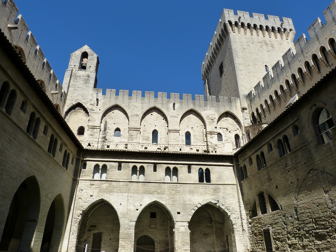 avignon france palais des papes free photo