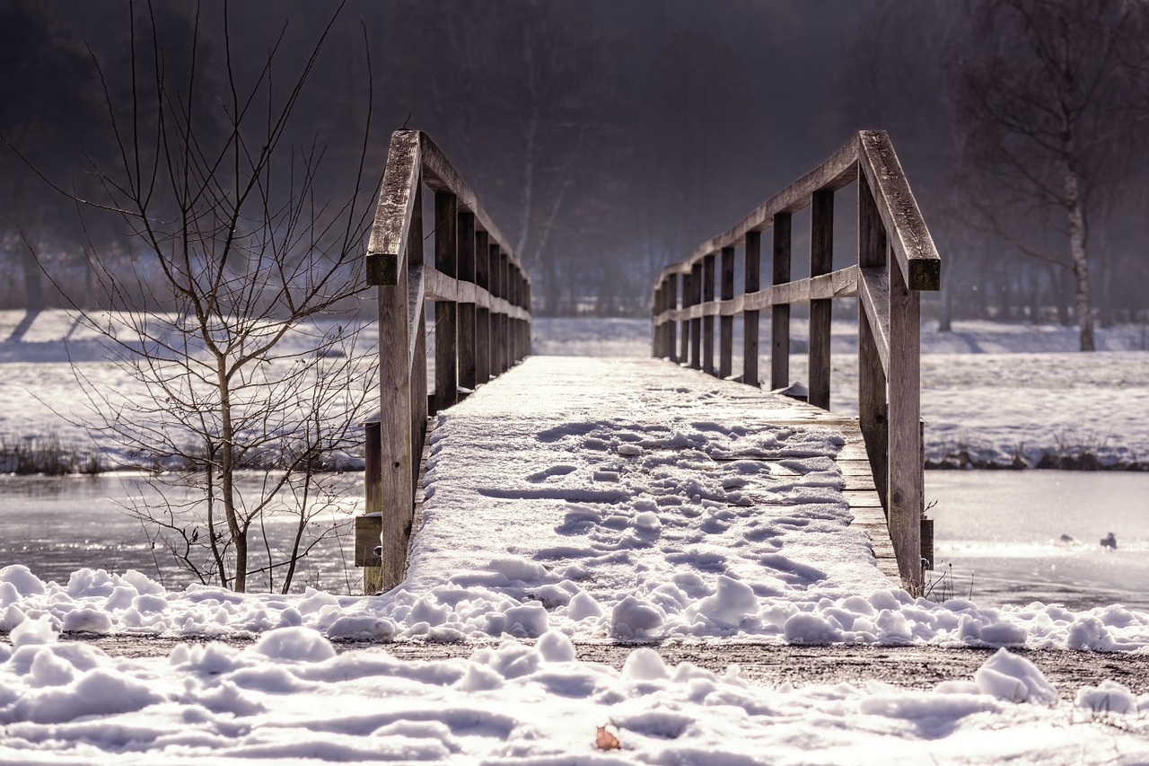 away bridge web free photo