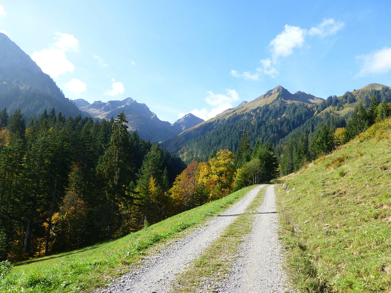 away trail hiking free photo