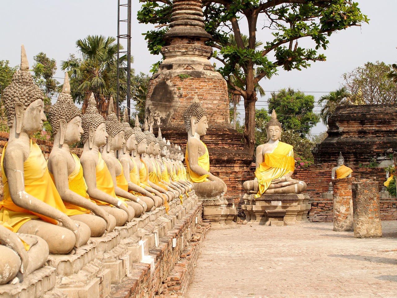 ayutthaya thailand ethnicity free photo