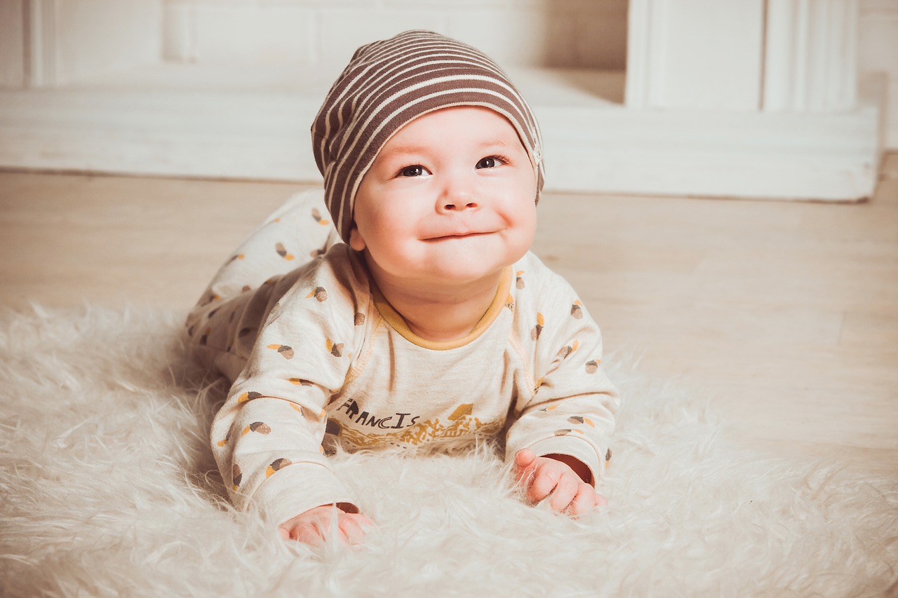 babe smile newborn free photo