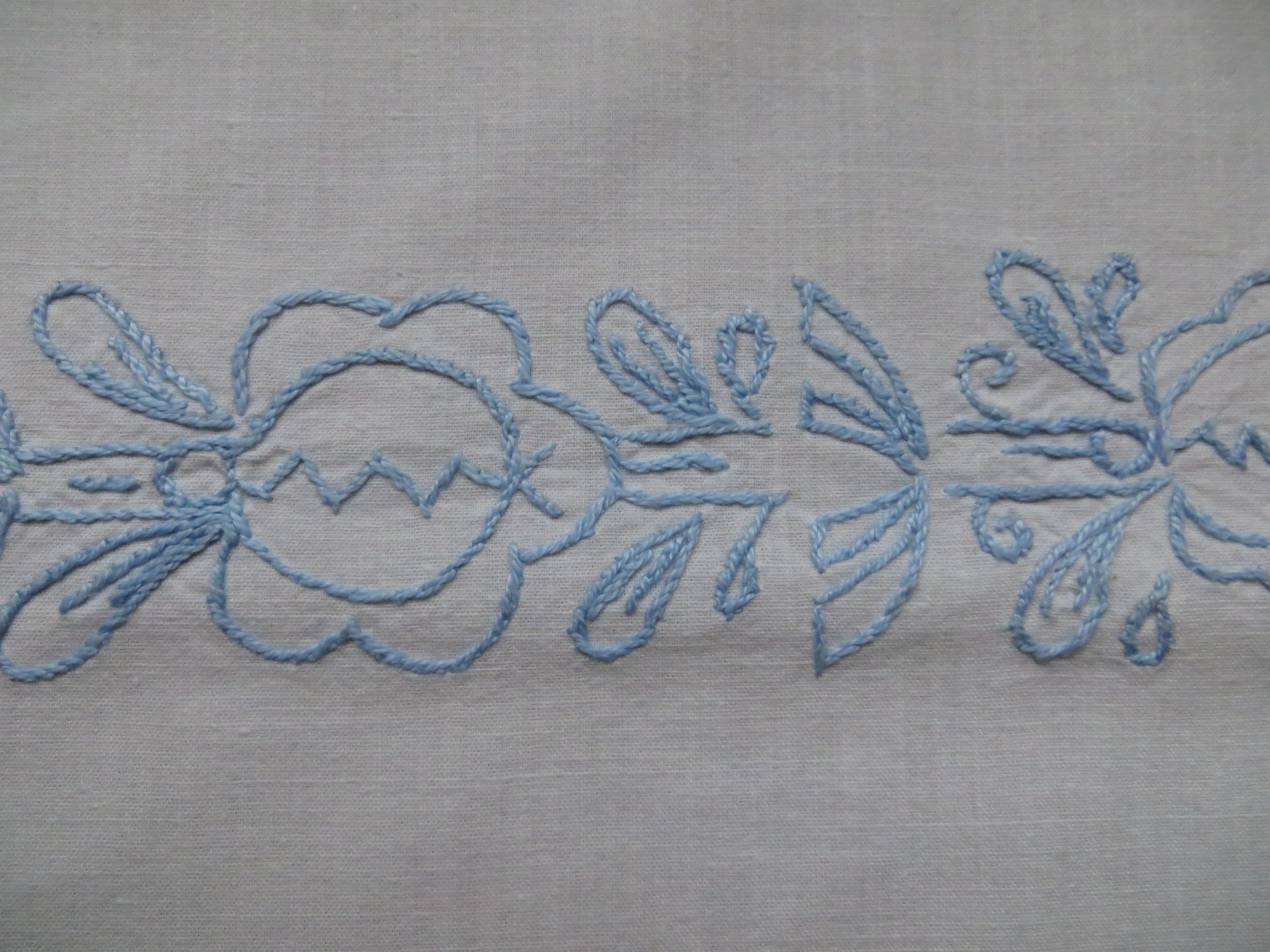 embroidery tablecloth grandmother's embroidery free photo