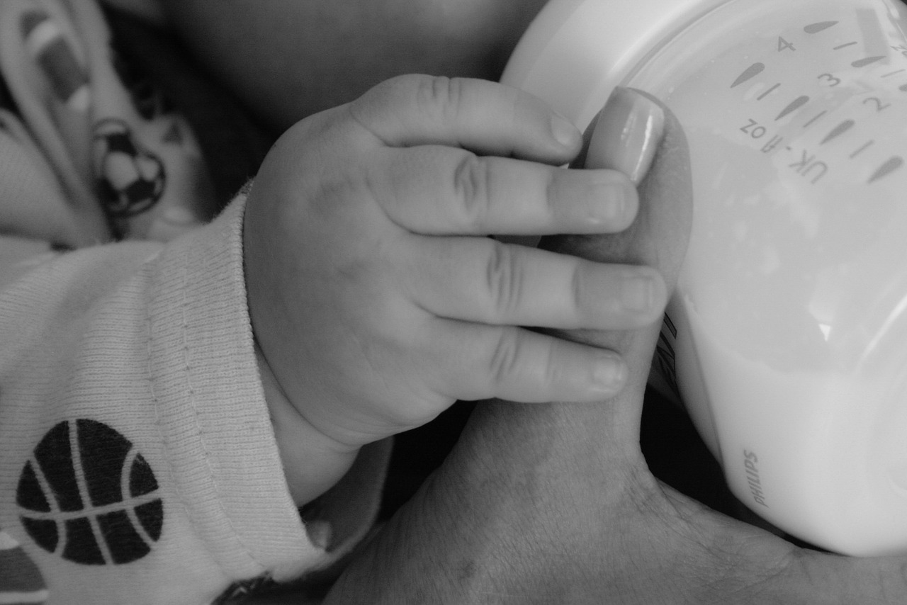 babies hands lactation free photo