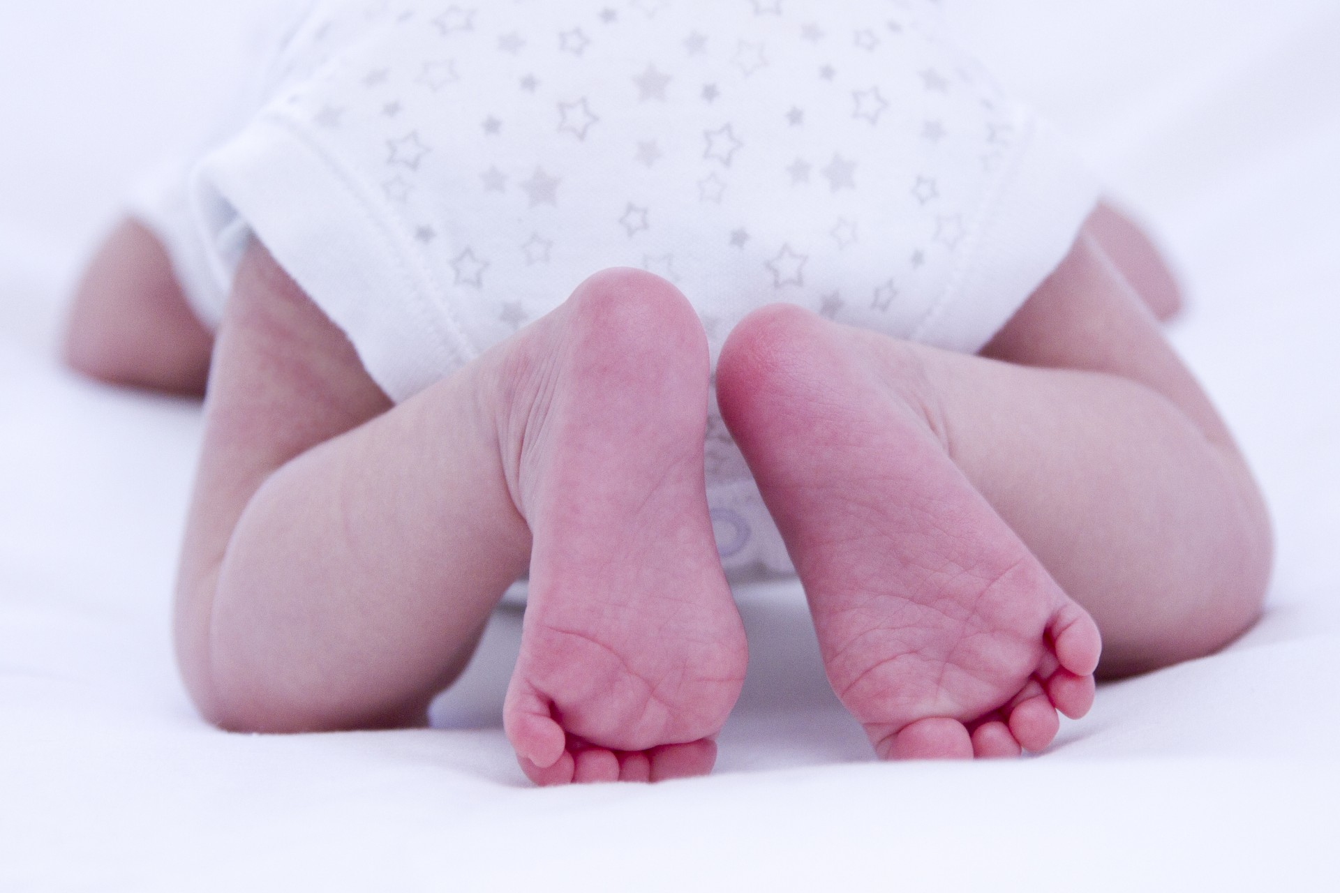 baby feet cute free photo