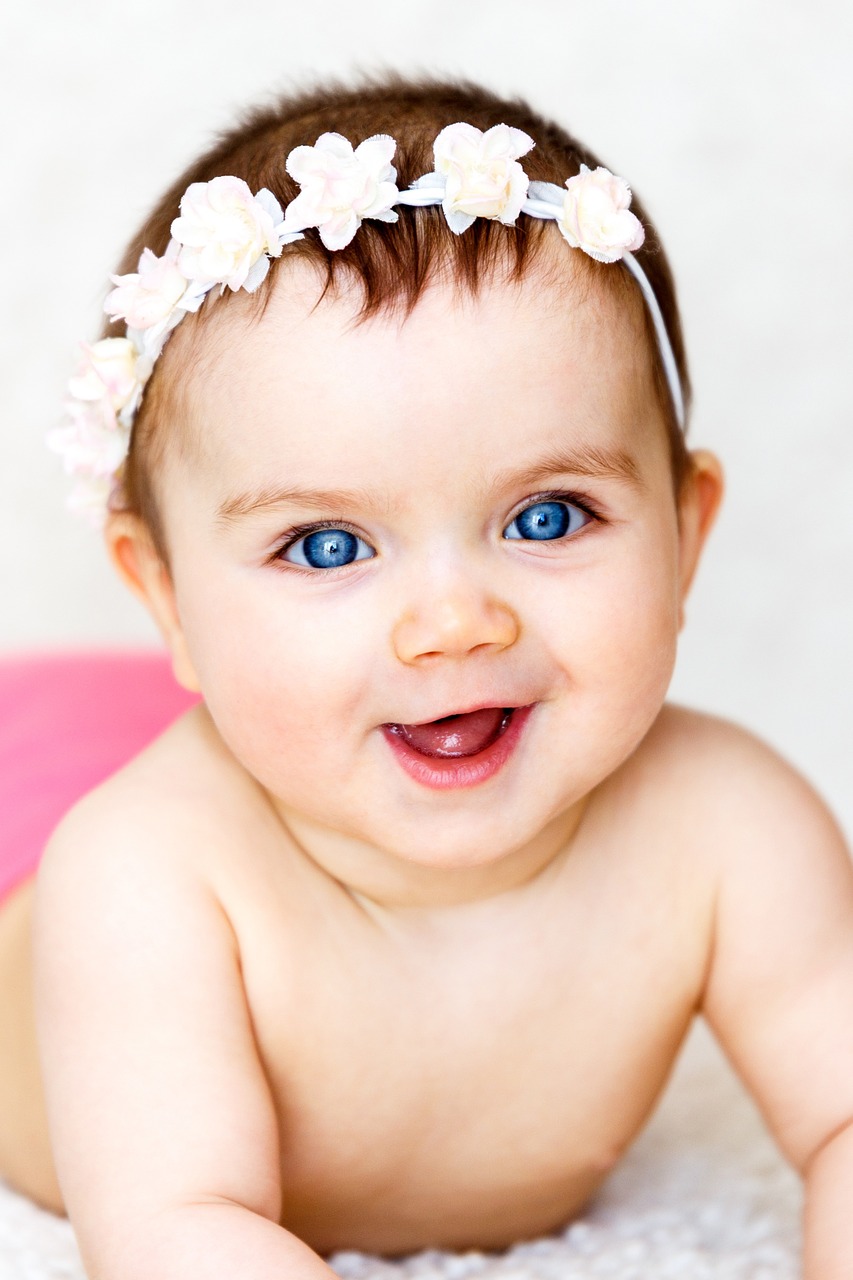 baby girl flower ribbon free photo