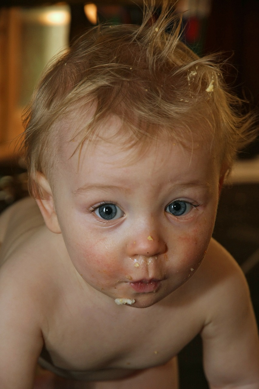 baby messy little free photo