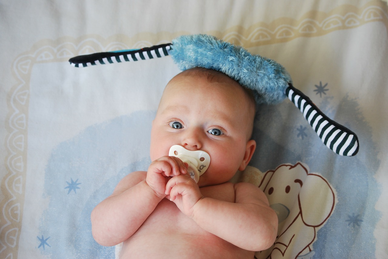 baby angel pacifier free photo