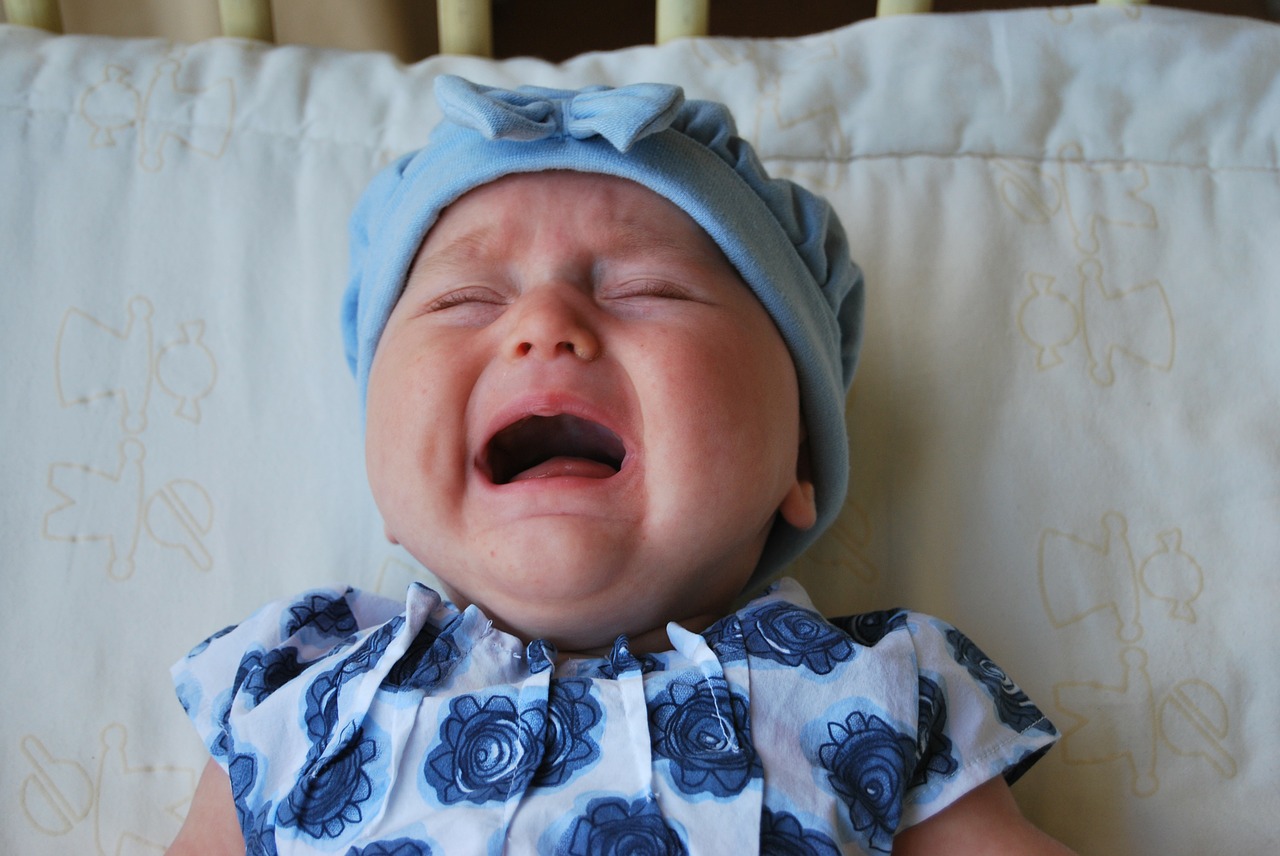 baby crying child free photo