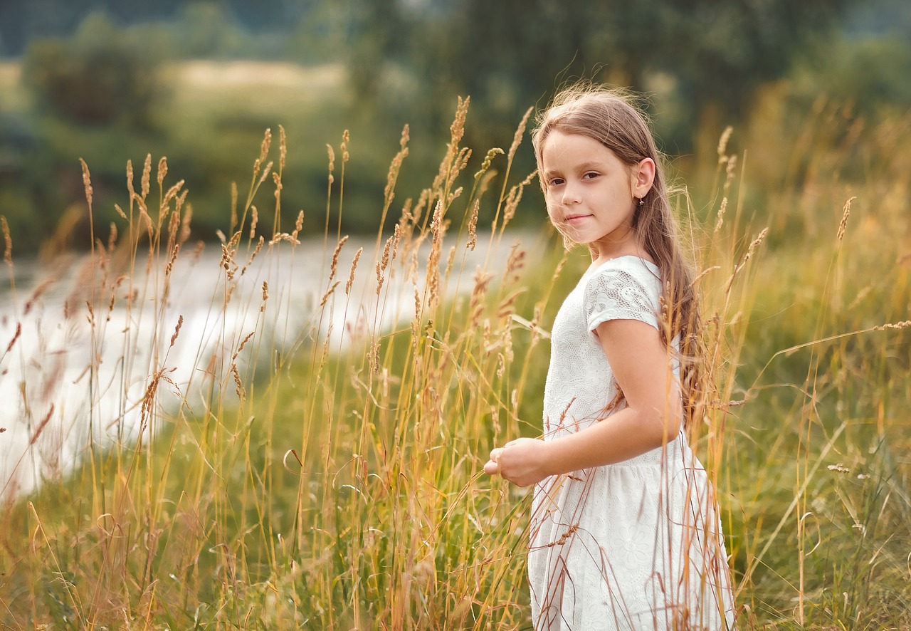 baby summer field free photo