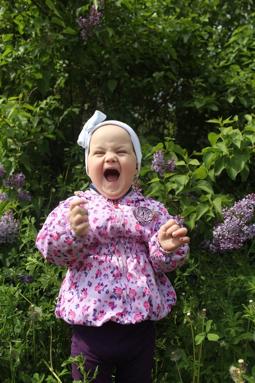 baby lilac girl free photo