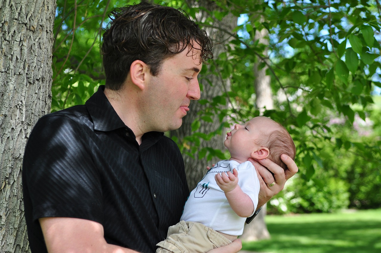 baby  child  park free photo