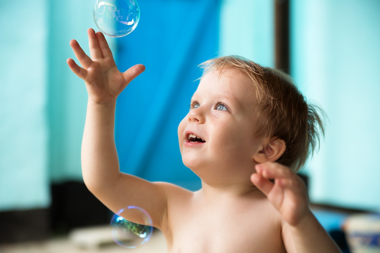 baby  soap bubbles  boy free photo