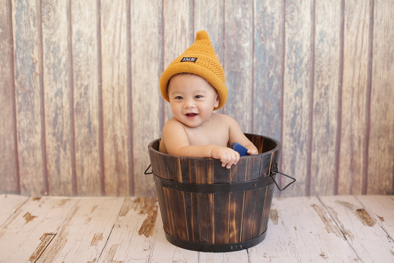 baby  hat  bucket free photo