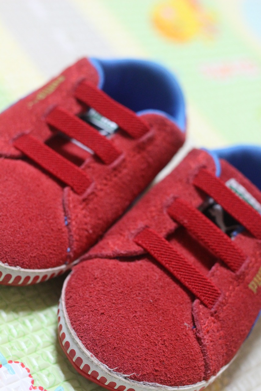 baby shoes red free photo