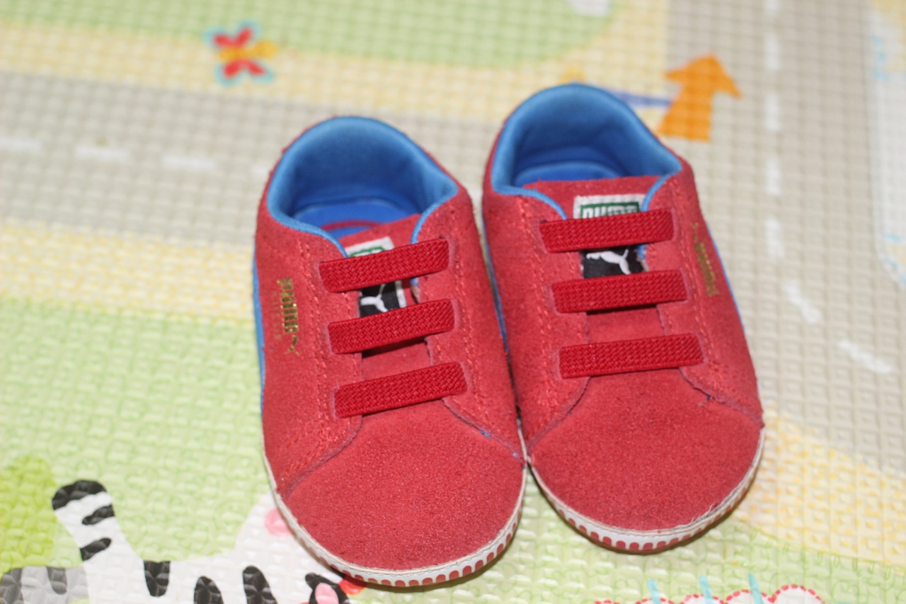 baby shoes red free photo