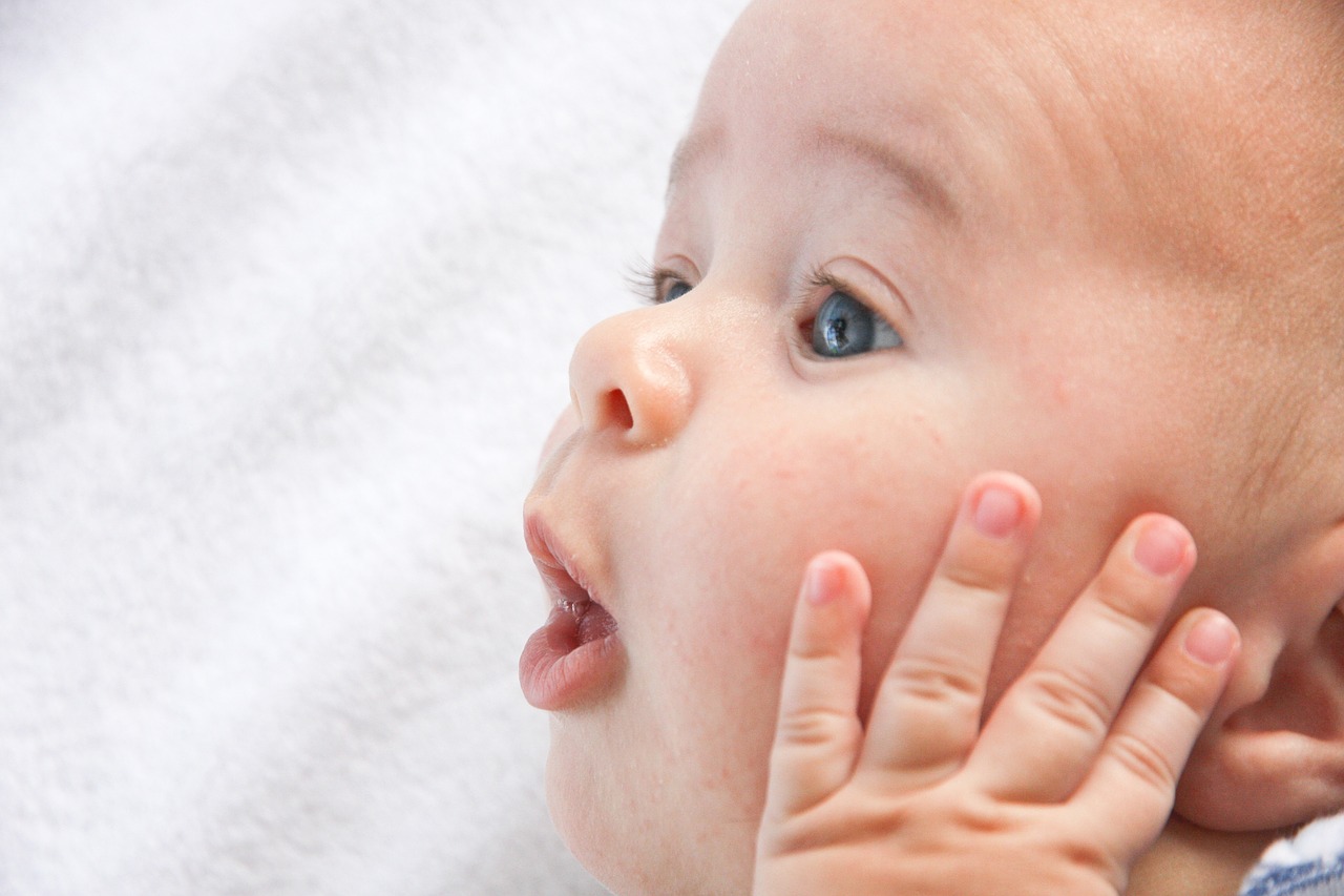 baby boy portrait free photo