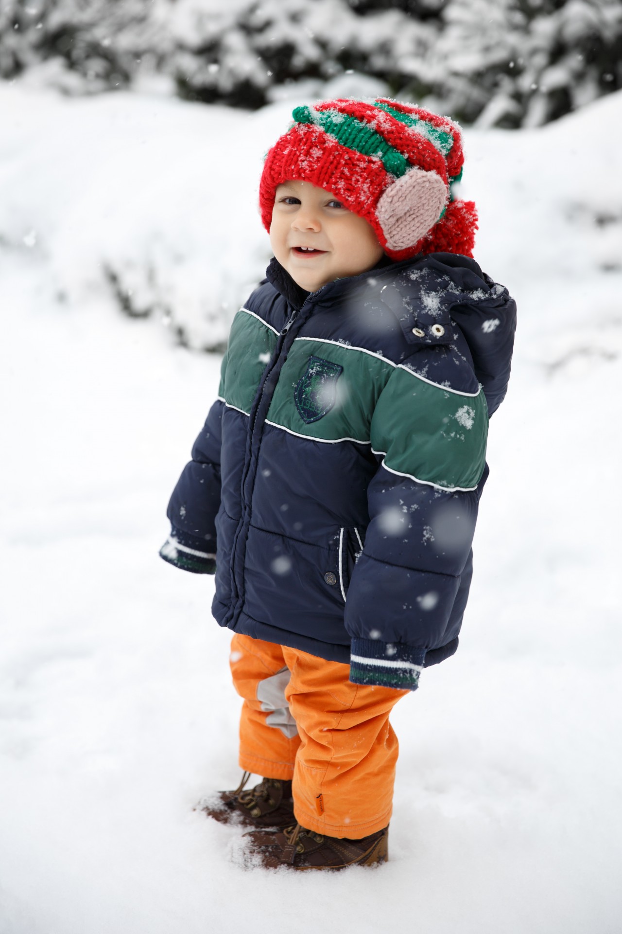 boy winter hat free photo