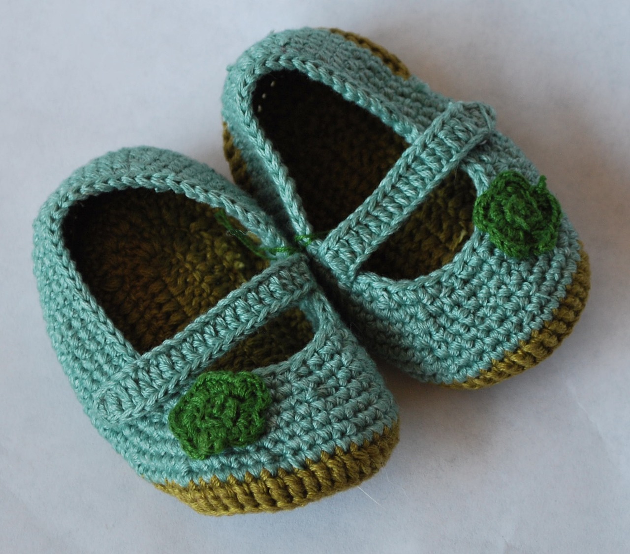 baby shoes knit blue free photo