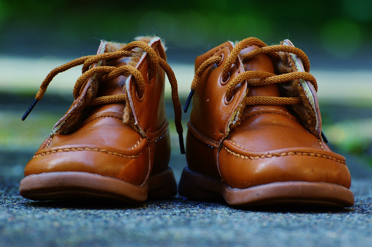 baby shoes children's shoes brown free photo