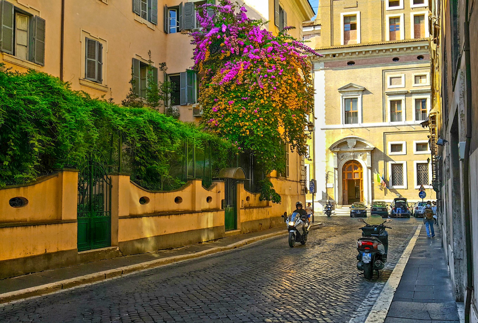 motorcycle street alley free photo