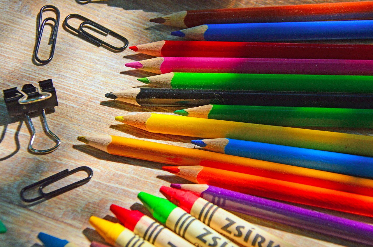 back-to-school  school  crayon free photo