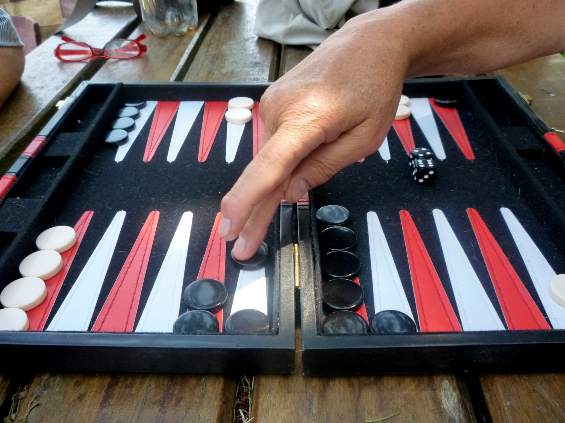 backgammon black red table game free photo