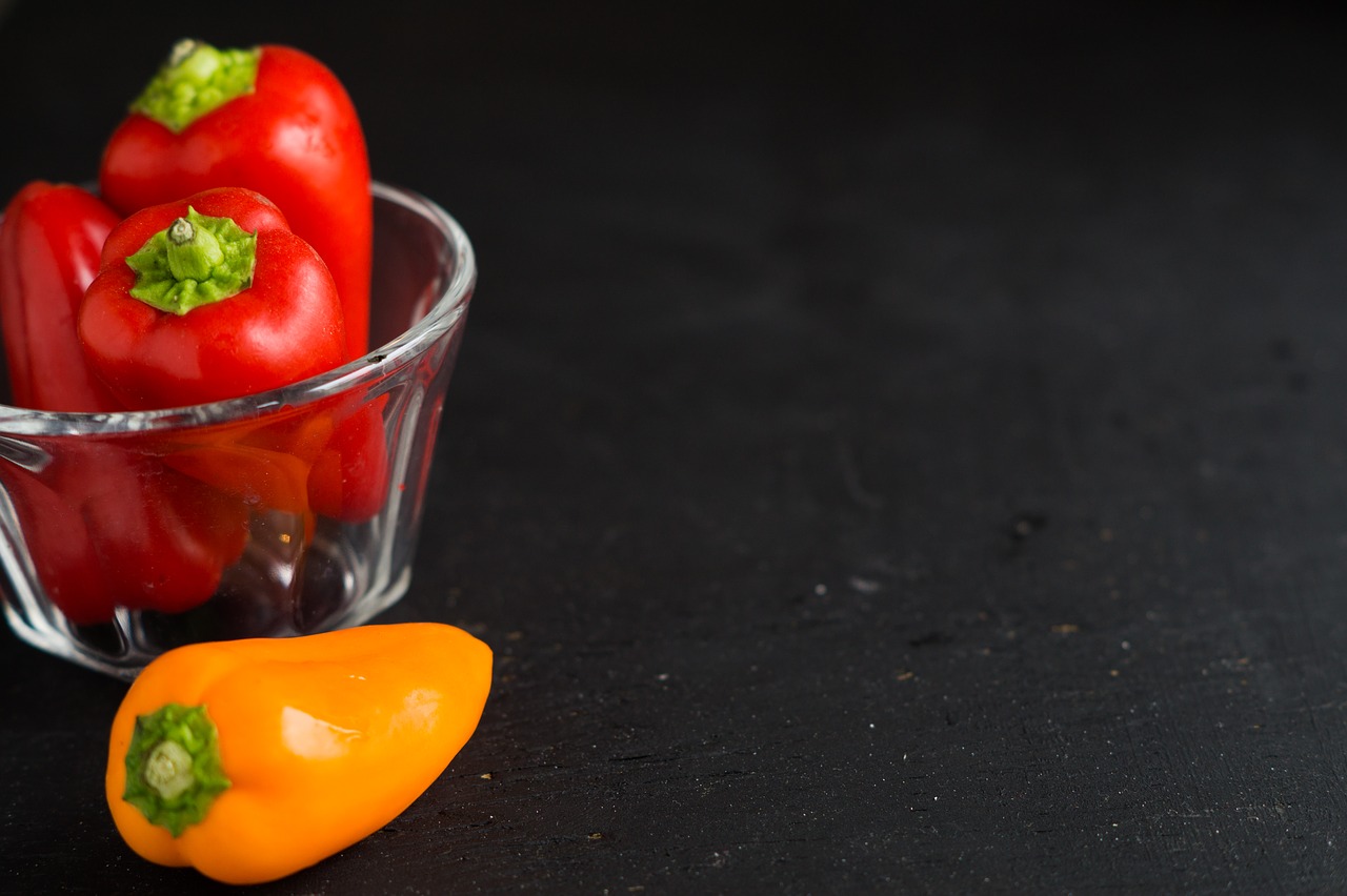 background  peppers  food free photo
