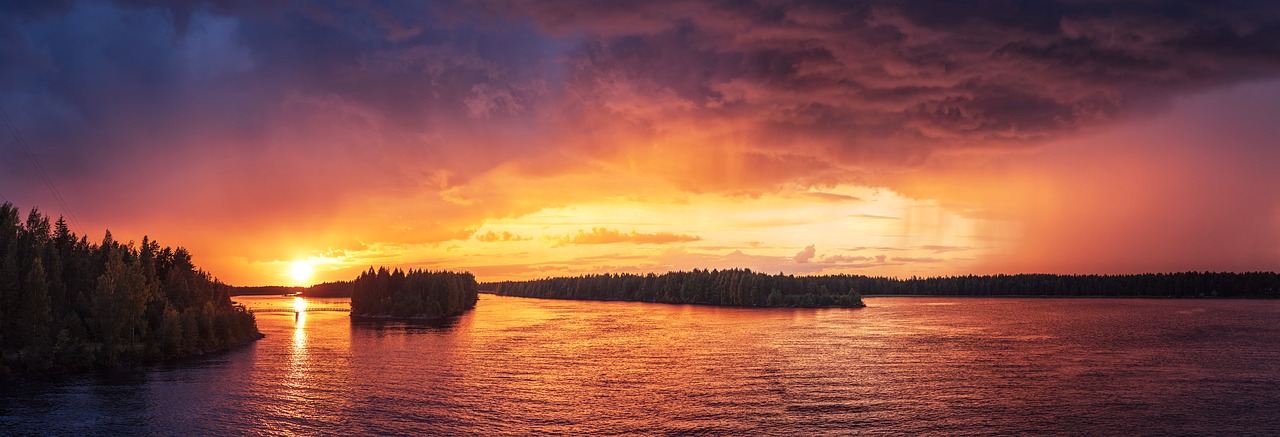 backlit cloud formation dusk free photo