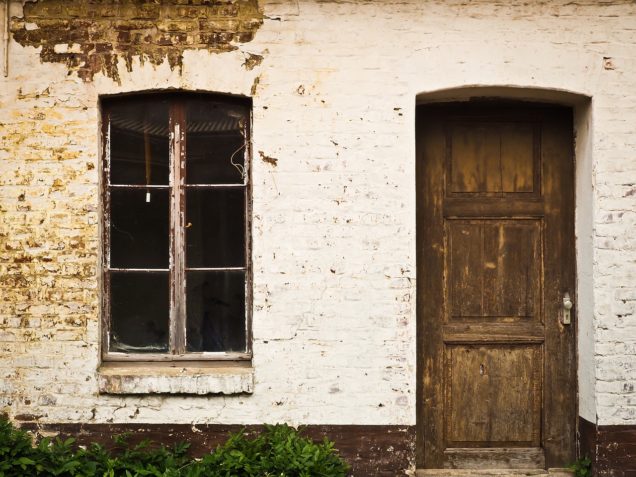 backyard old old town free photo