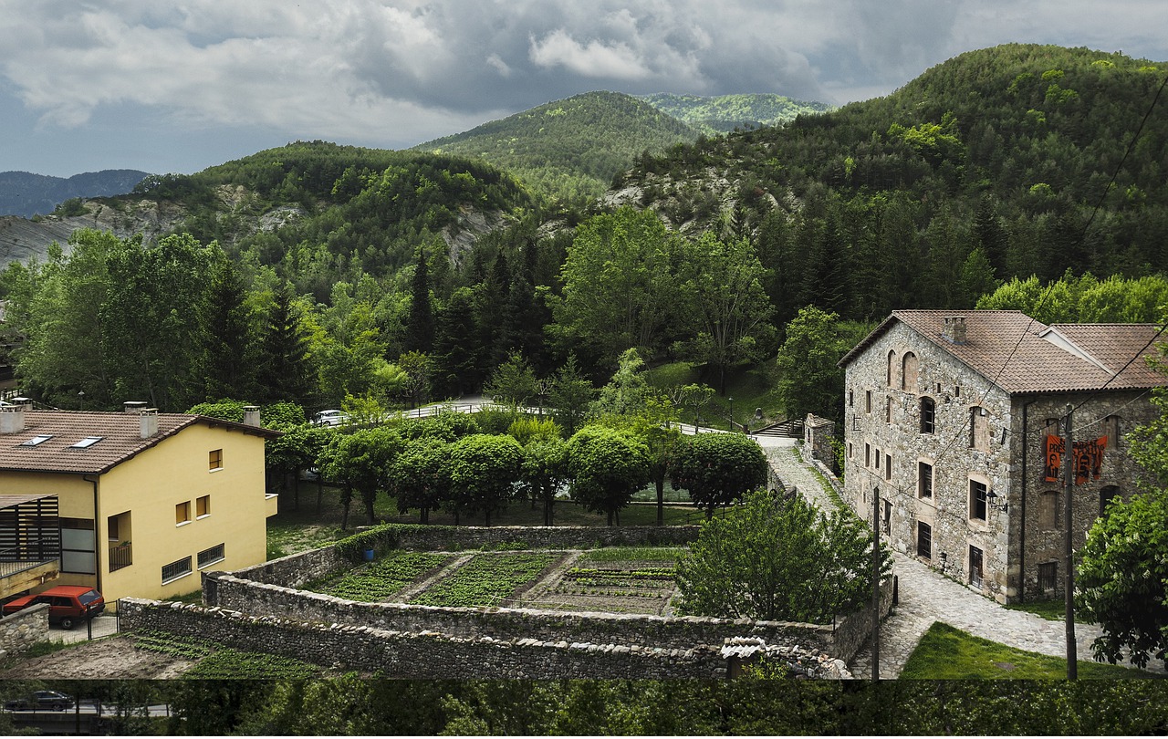 baga  catalunya  mountains free photo