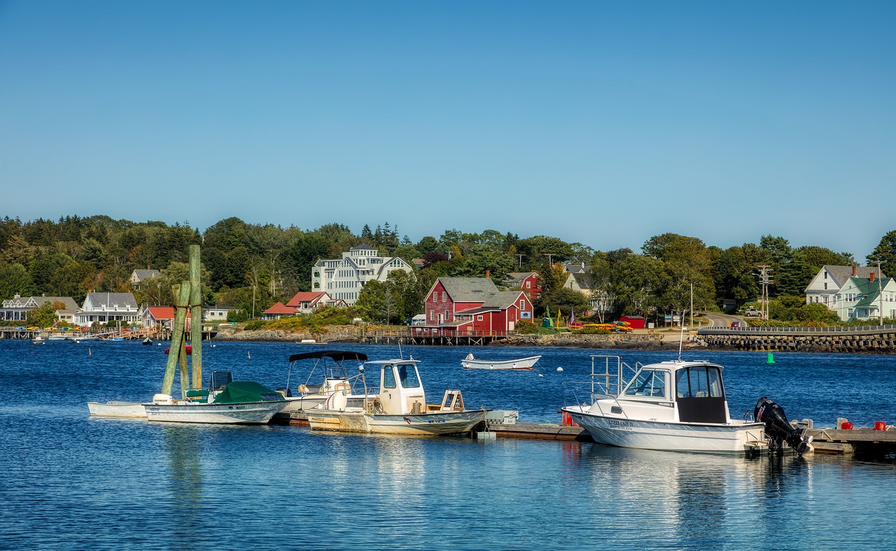 bailey island  maine  boats free photo