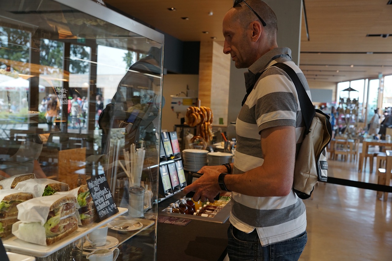 bakery shopping man free photo