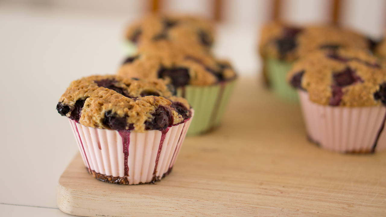 baking blueberry muffins cupcakes free photo