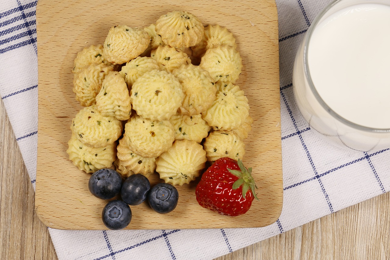 baking bread biscuit free photo