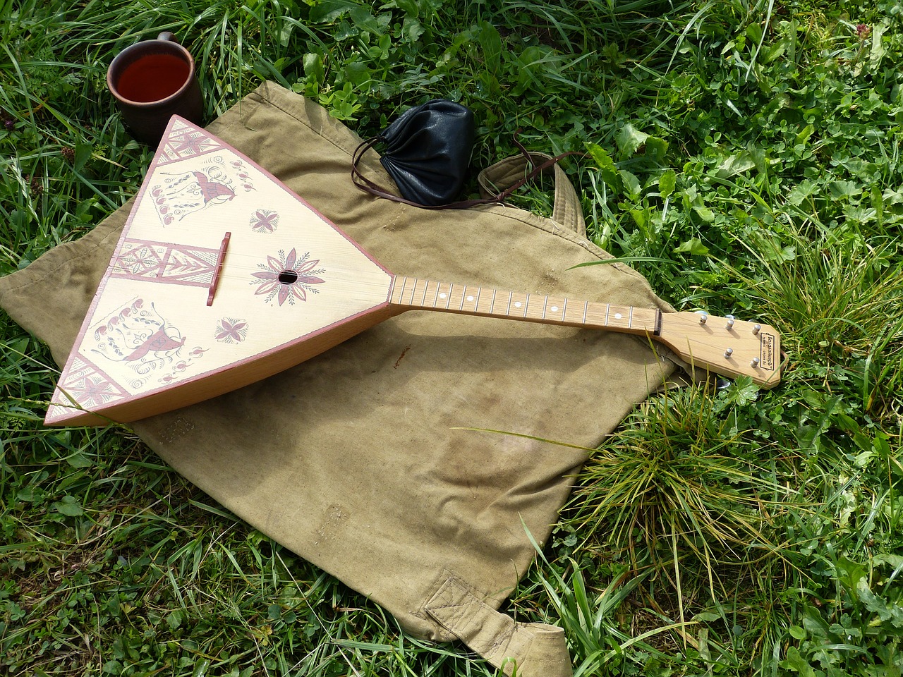 balalaika musical instrument instrument free photo