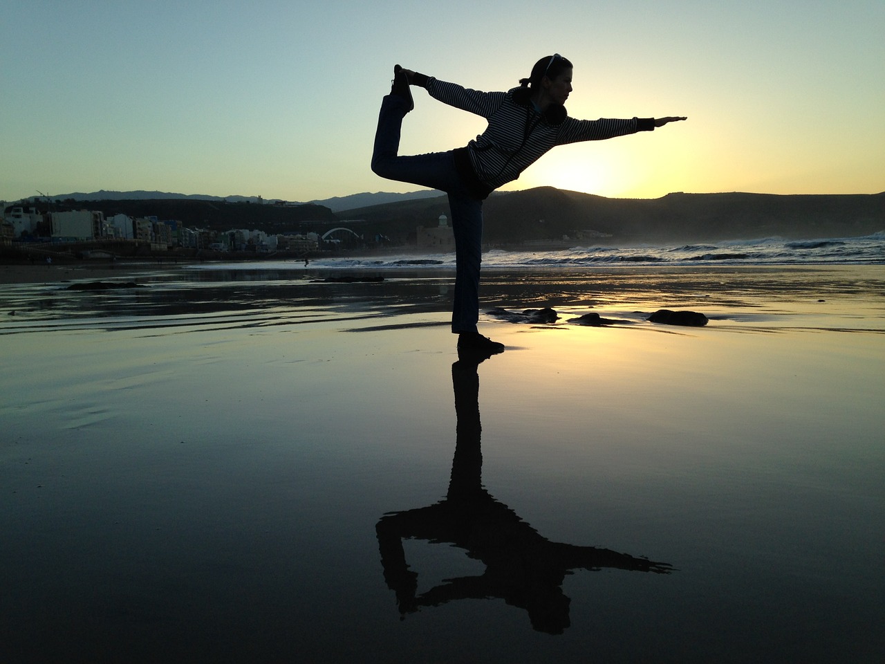 balance yoga beach free photo