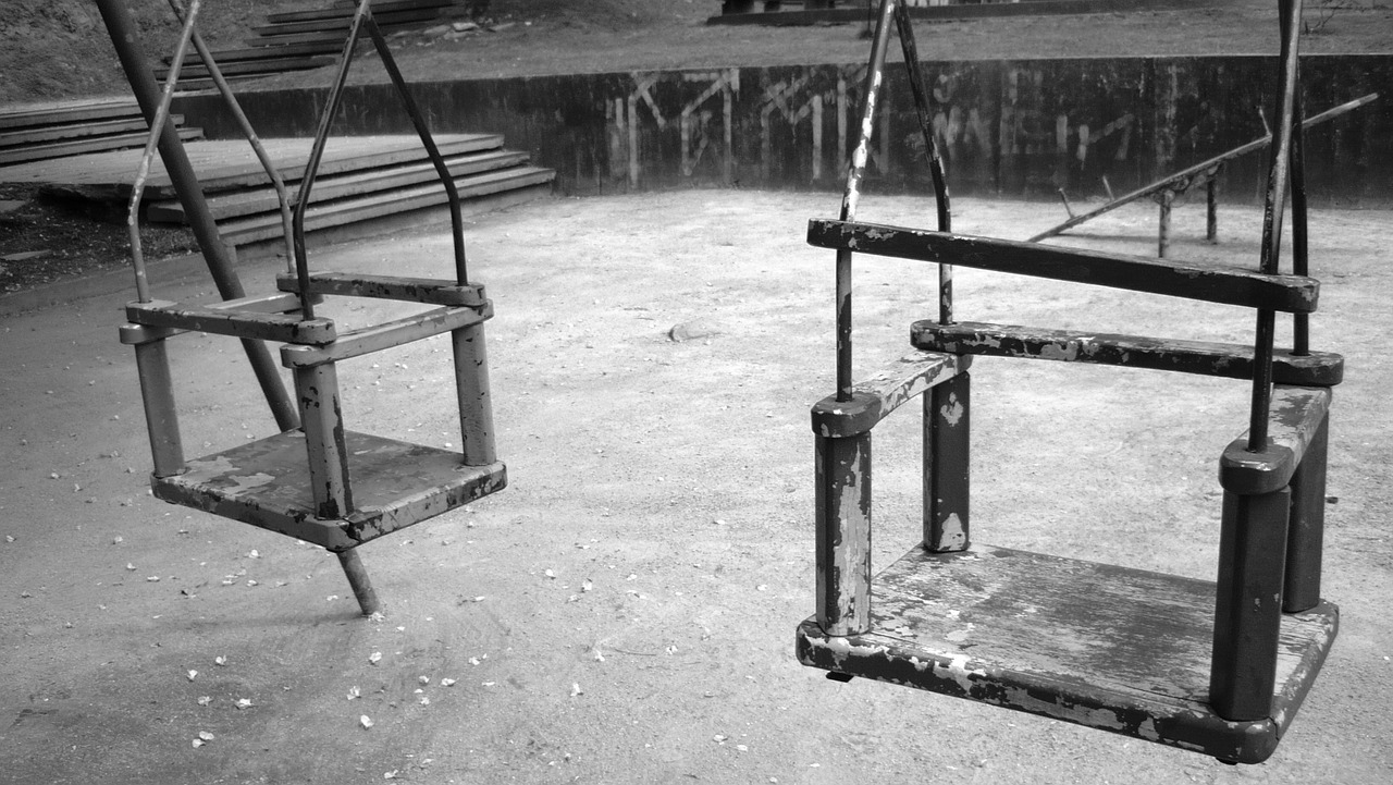 balance playground empty free photo