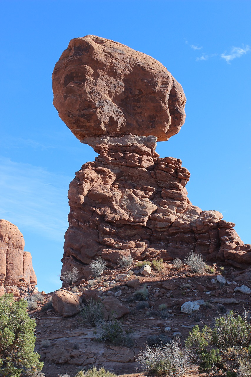 balancing rock formation national free photo