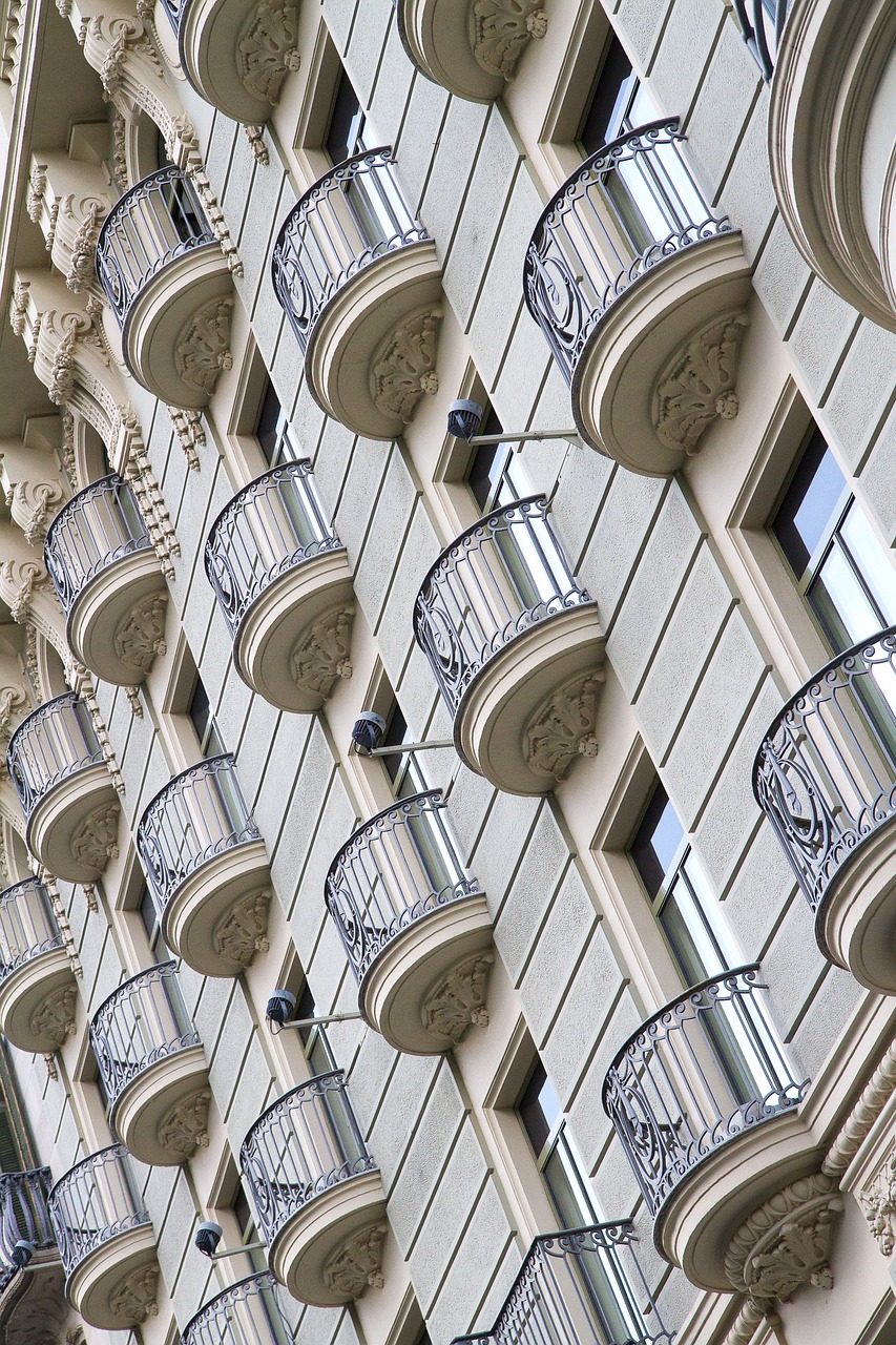 balconies graphics city free photo