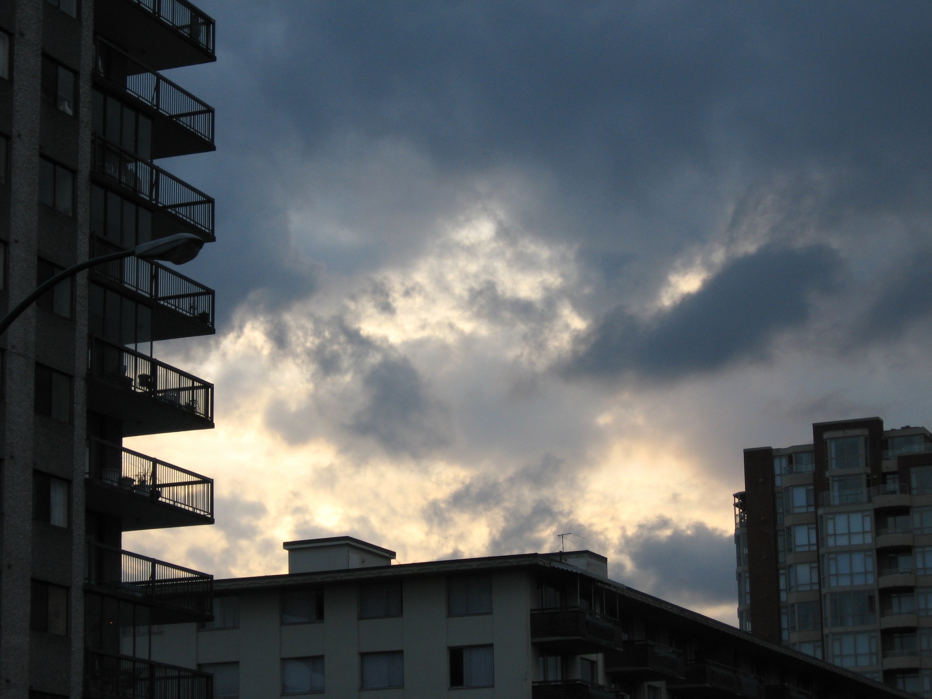 balcony rooftop sky free photo