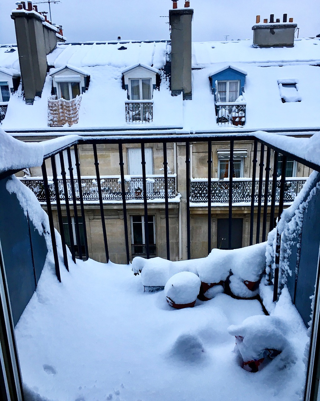 balcony snow winter free photo