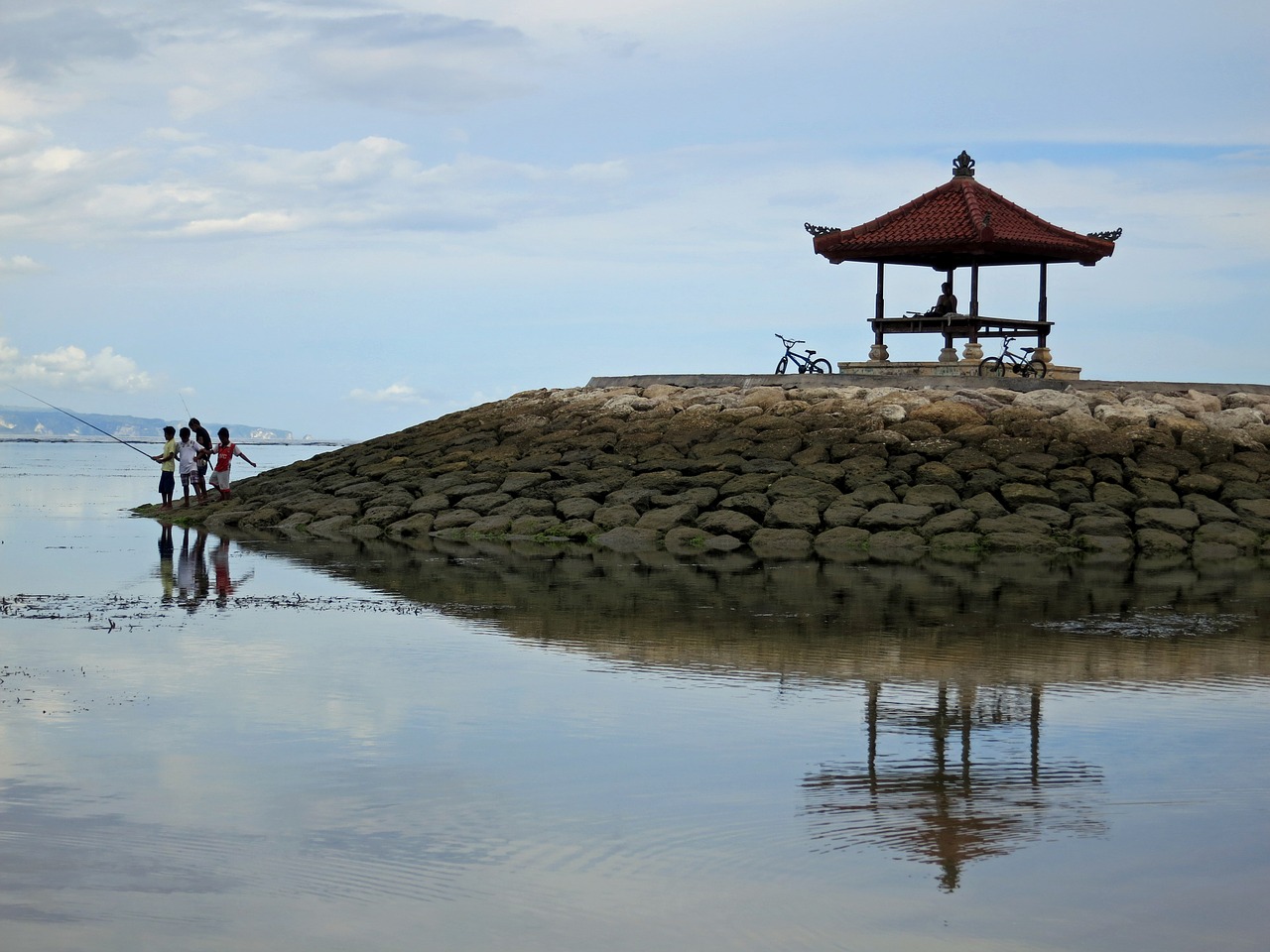 bali fishing reflection free photo