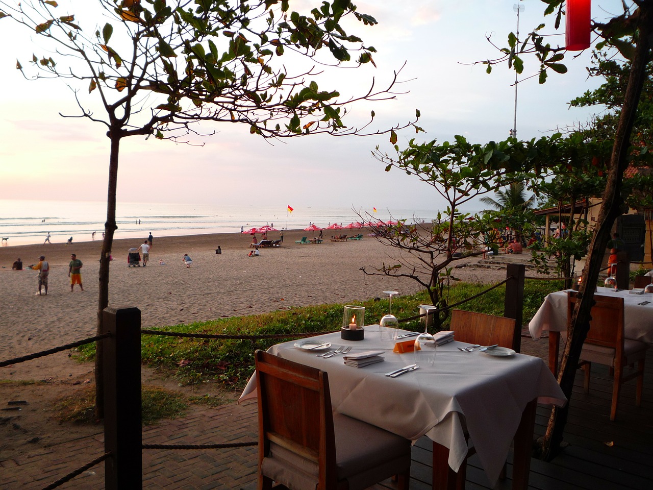 bali indonesia restaurant free photo