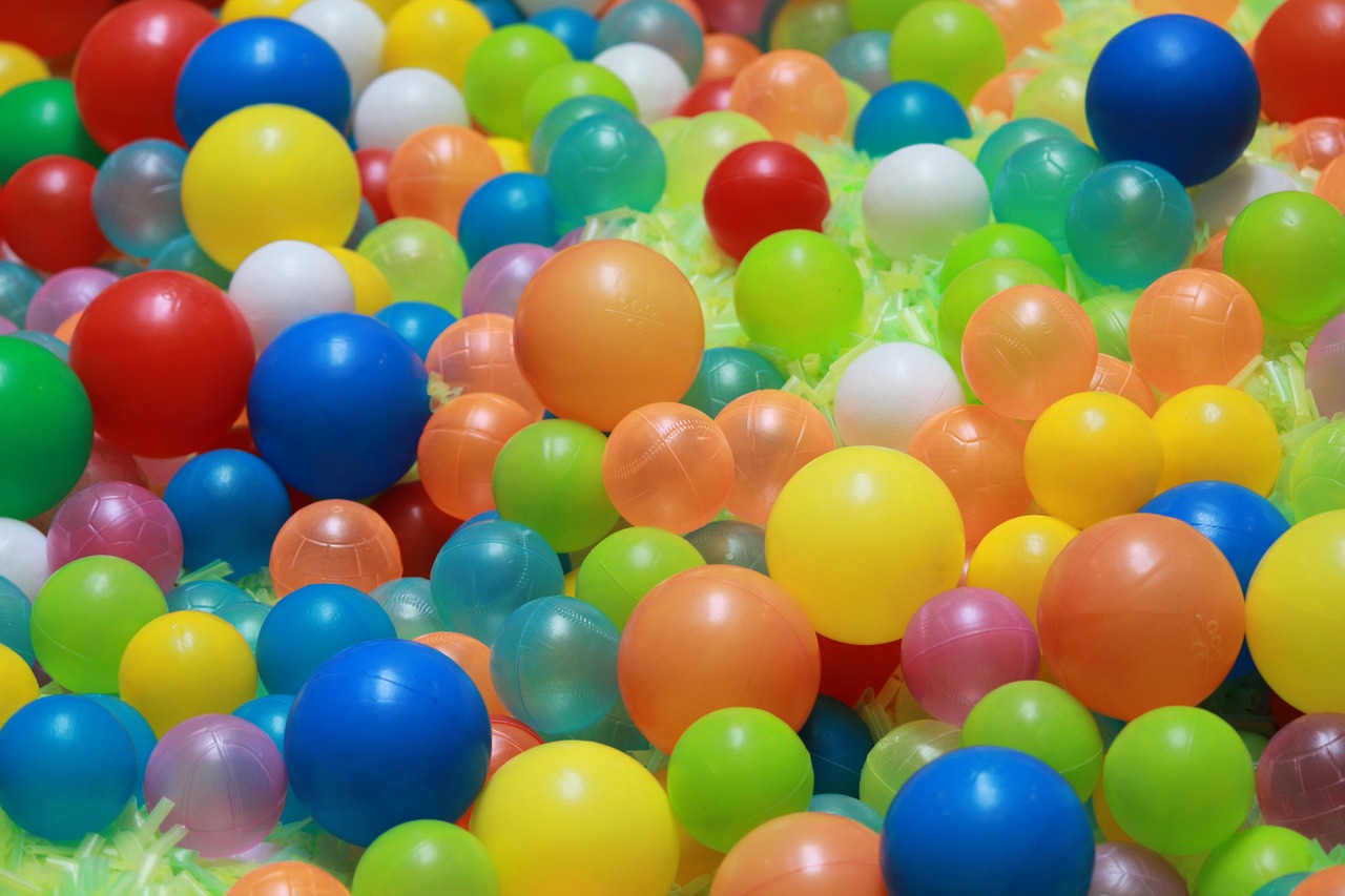 ball ball pool playground free photo