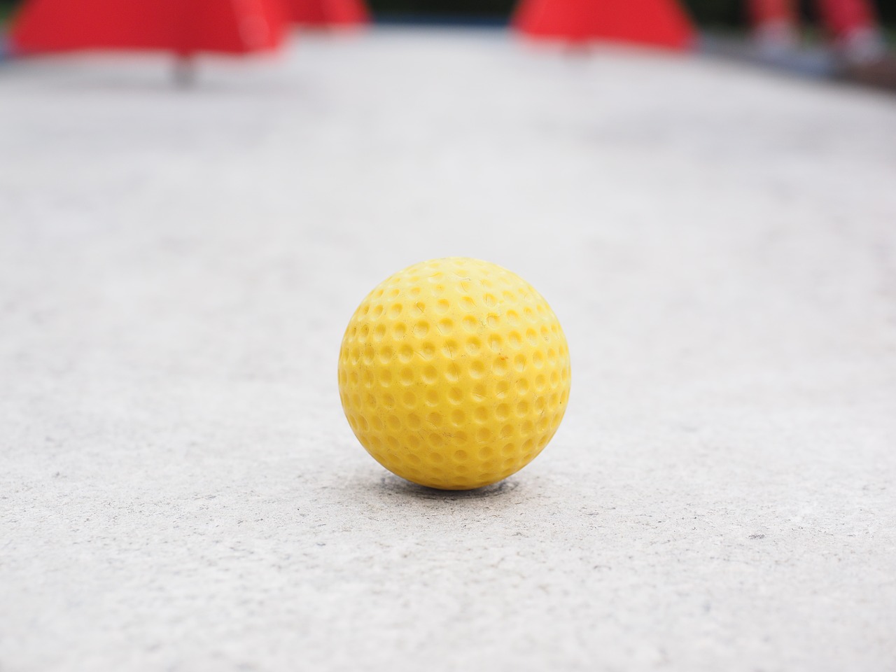 ball mini golf ball yellow free photo