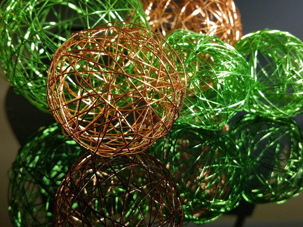 ball wire green free photo