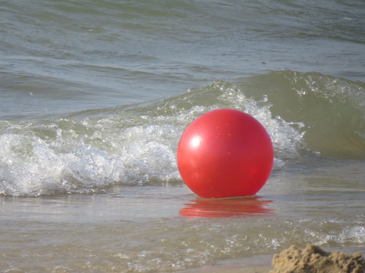 ball tranquility salt water free photo