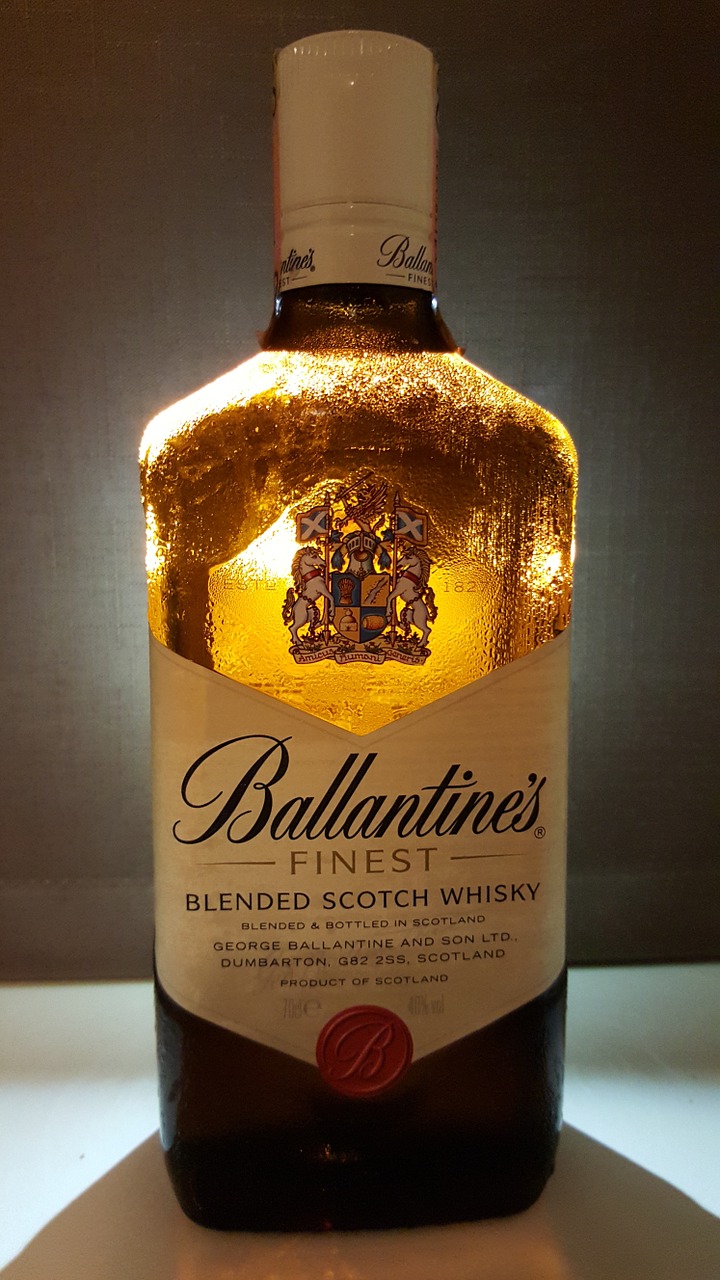 ballantine's scotch whiskey finest whiskey free photo