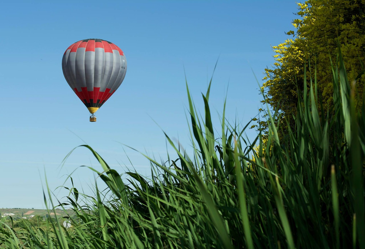 ballon mallorca landscape free photo